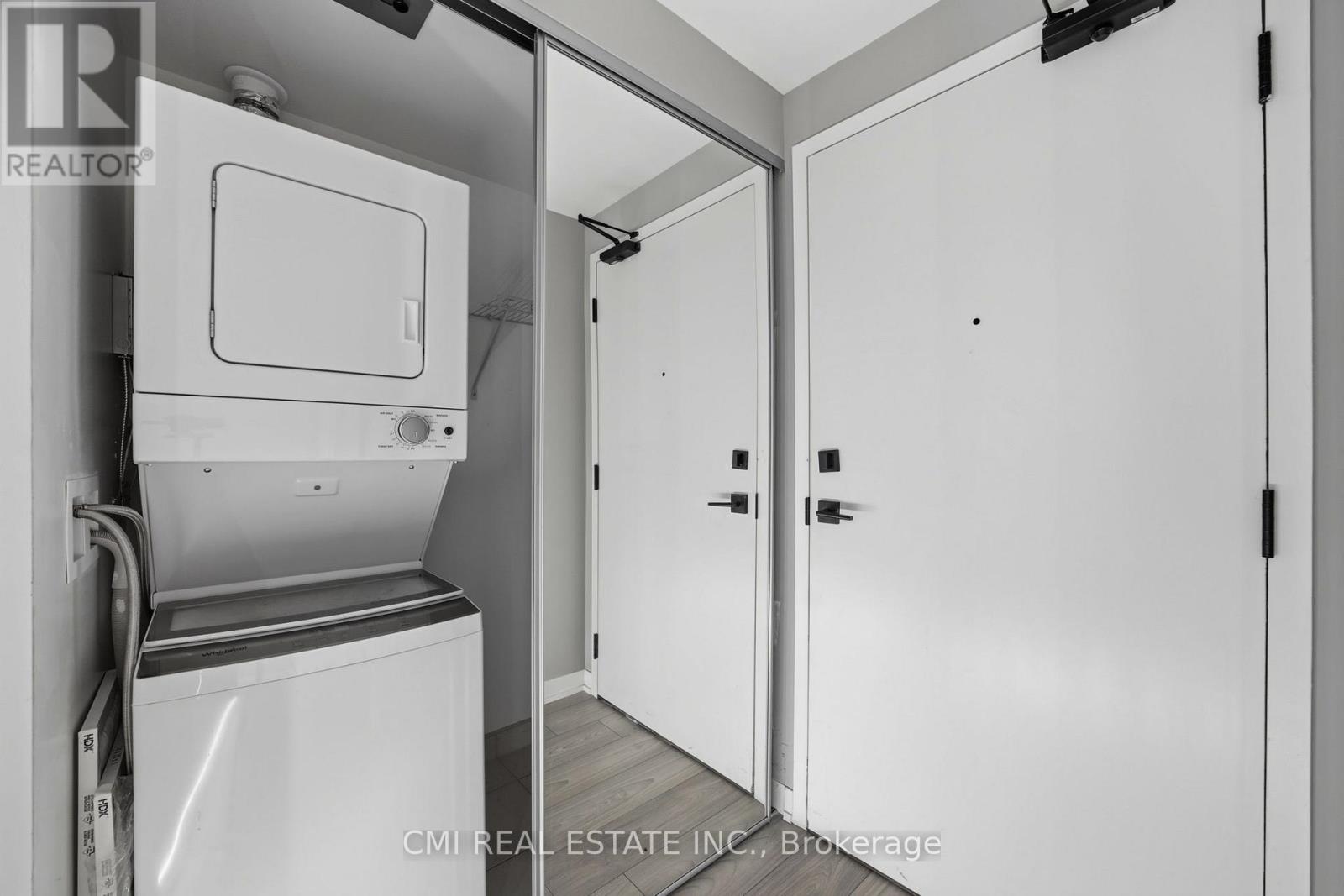1313 - 10 Abeja Street Property Photo 18