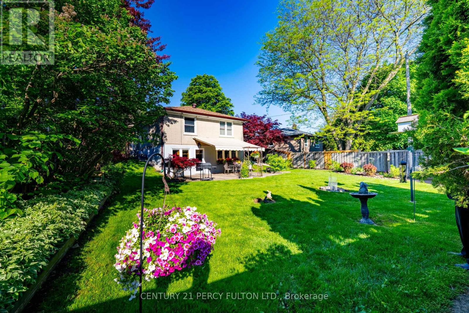 3 HENDERSON AVENUE