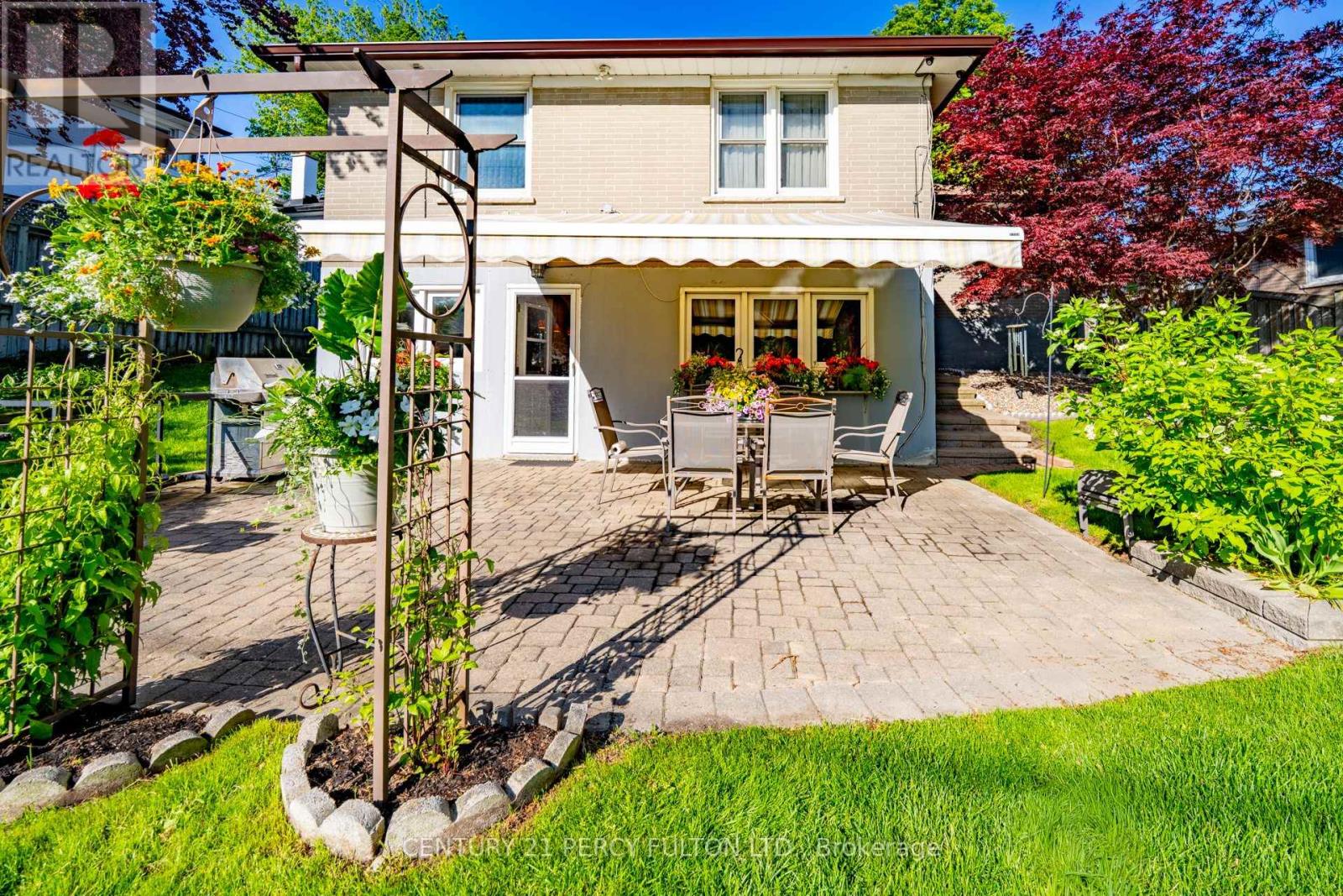 3 Henderson Avenue Property Photo 2