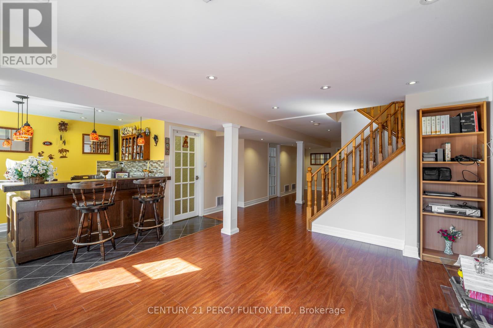 3 Henderson Avenue Property Photo 8