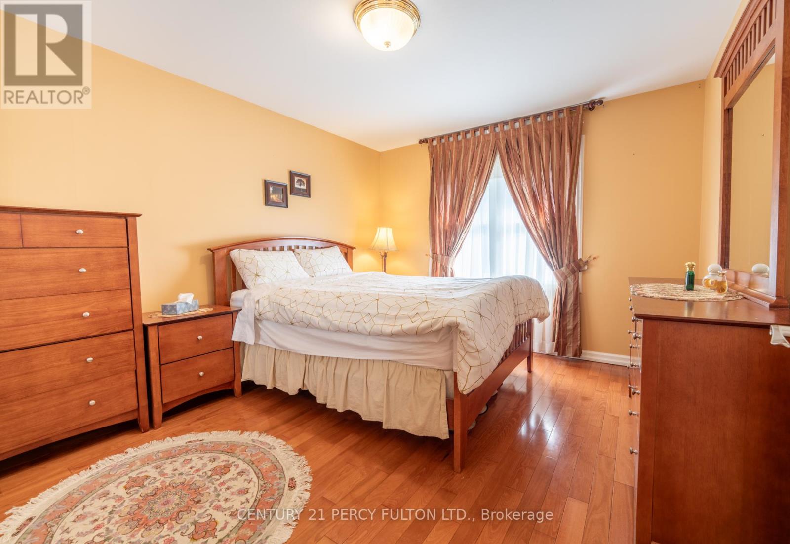 3 Henderson Avenue Property Photo 23