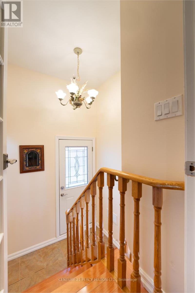 3 Henderson Avenue Property Photo 33
