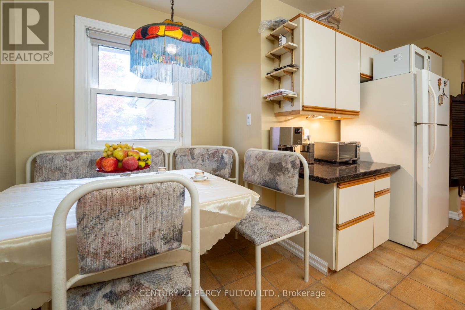 3 Henderson Avenue Property Photo 38