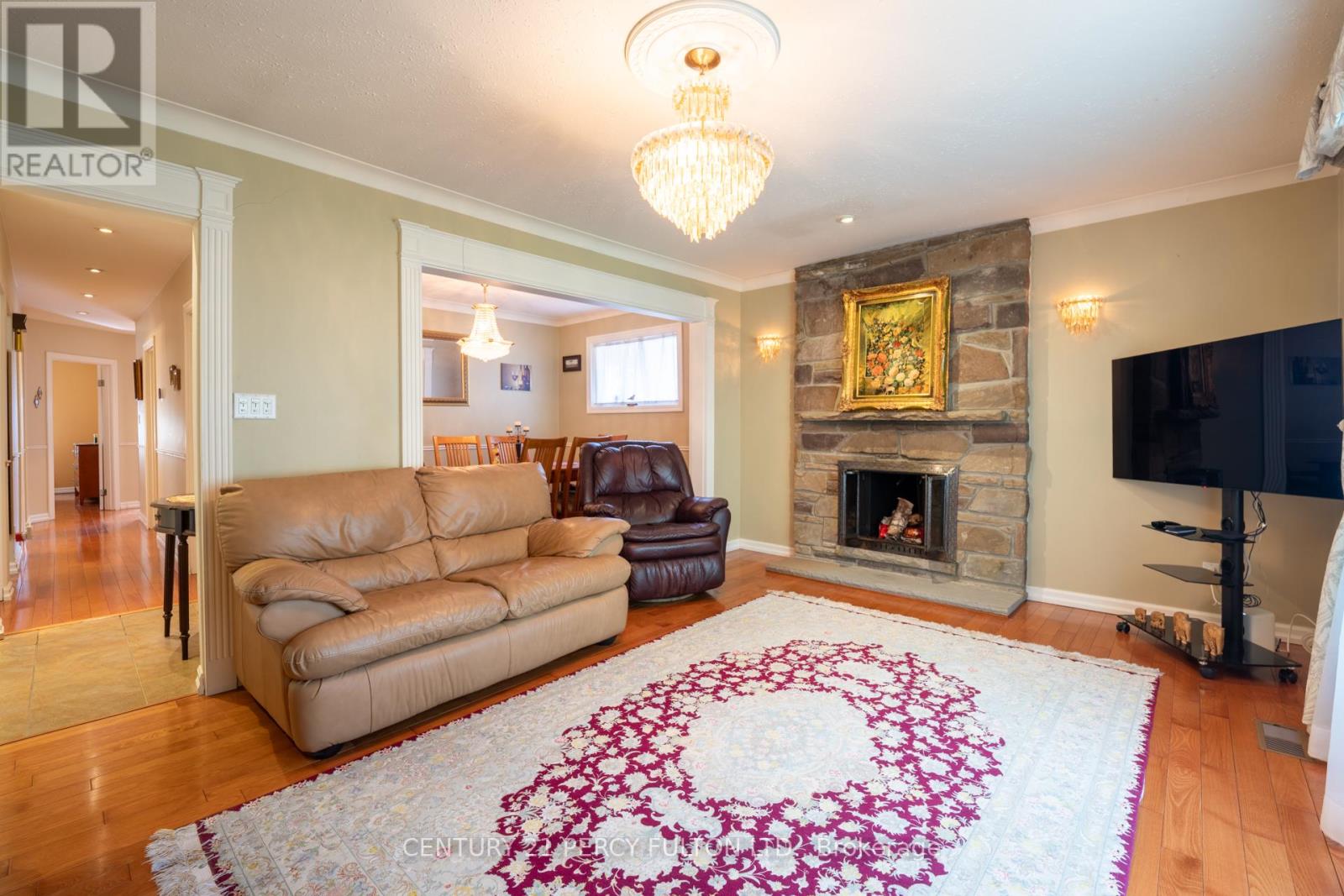 3 Henderson Avenue Property Photo 39