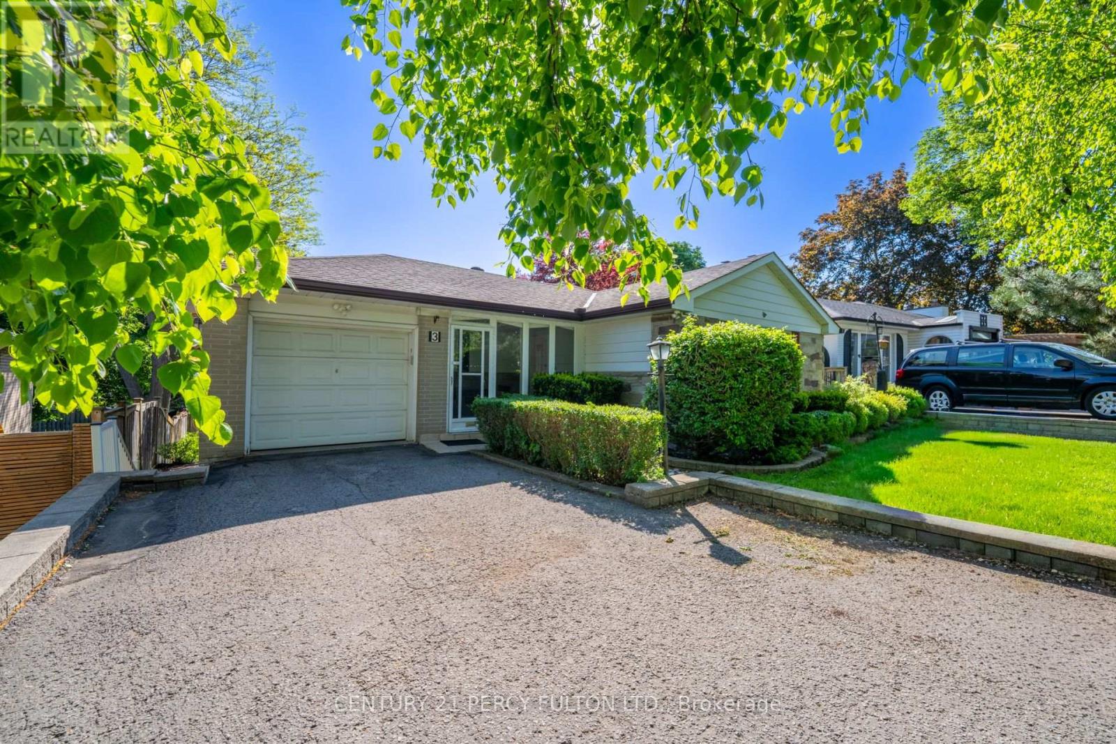 3 Henderson Avenue Property Photo 50