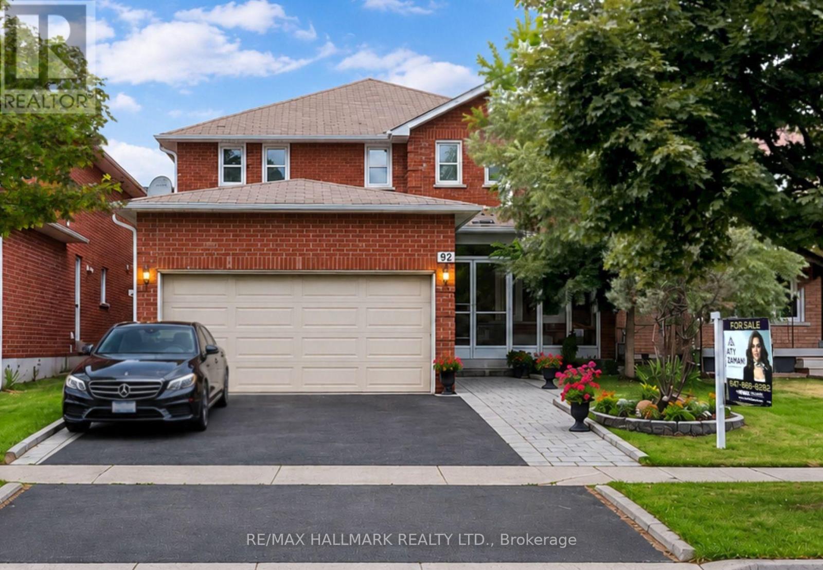 92 WELDRICK ROAD E Property Photo 1