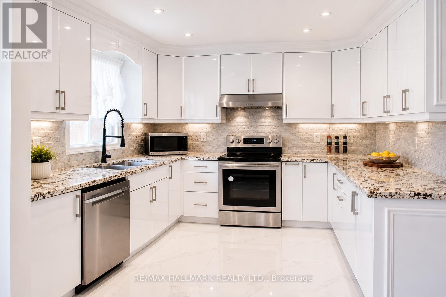 92 Weldrick Road E Property Photo 12