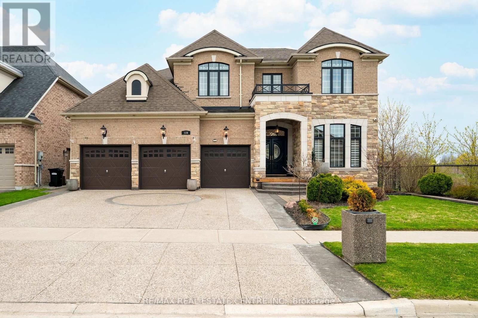 128 Copeland Crescent Photo de la propriété 1