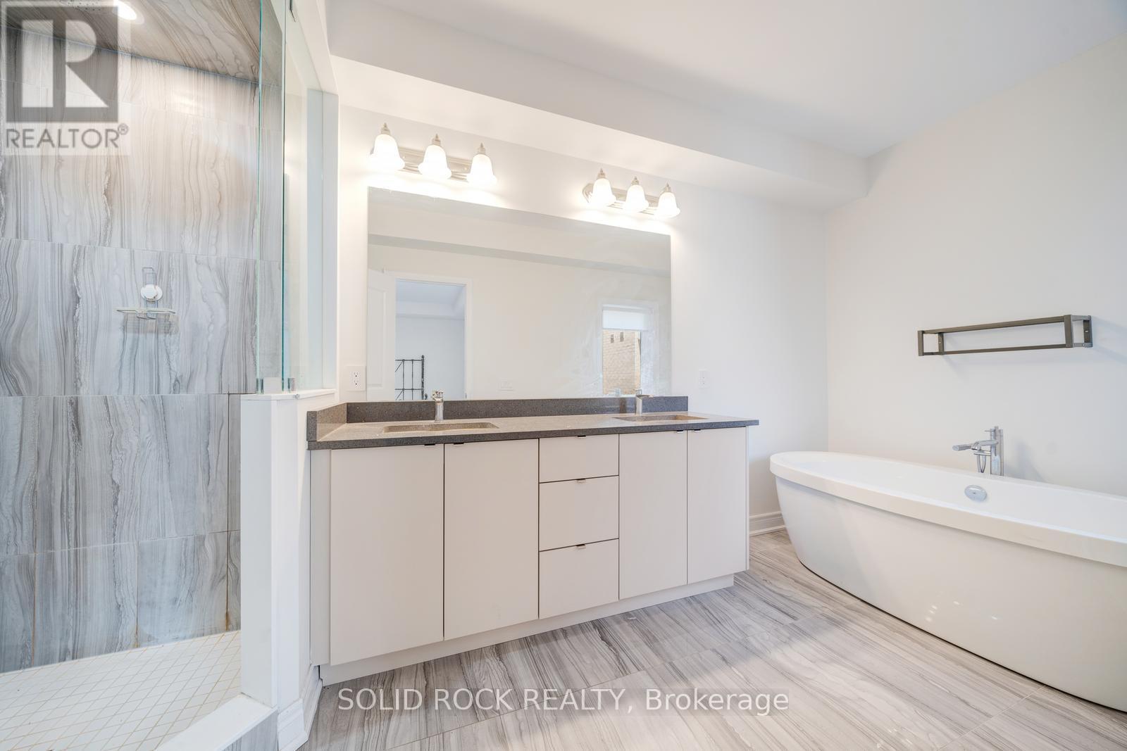 9376 Bayview Avenue Property Photo 16