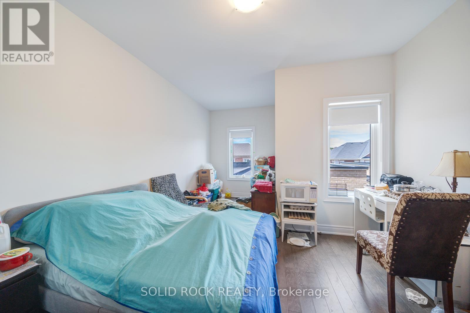 9376 Bayview Avenue Property Photo 21