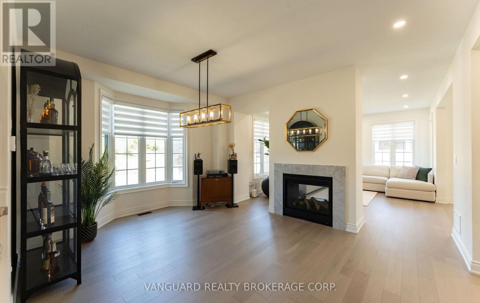 158 Scarlet Way Property Photo 10
