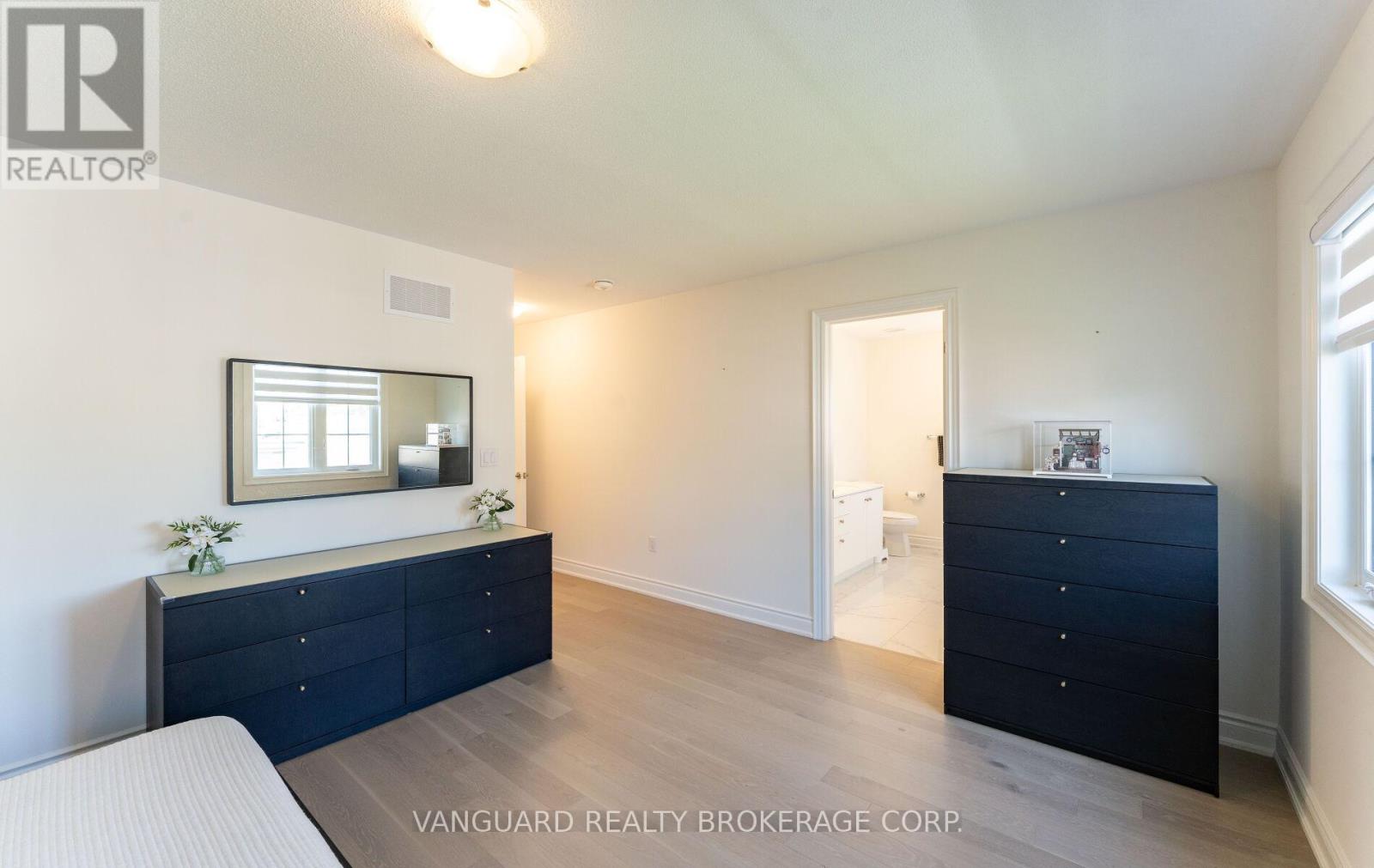 158 Scarlet Way Property Photo 33