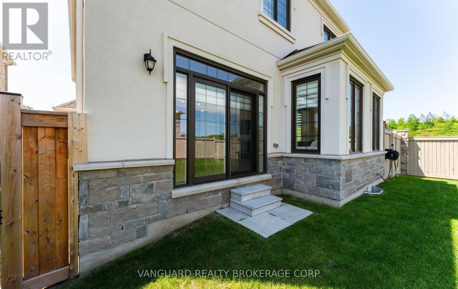 158 Scarlet Way Property Photo 46