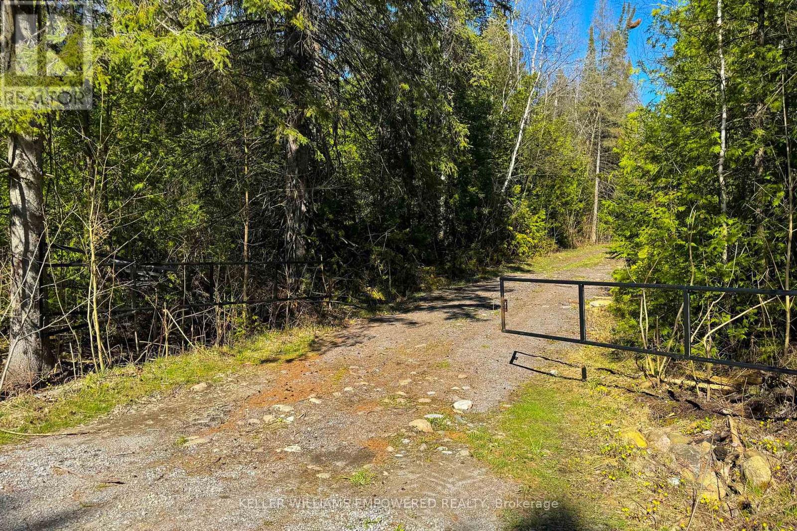 7489 Concession Road 2 Property Photo 3