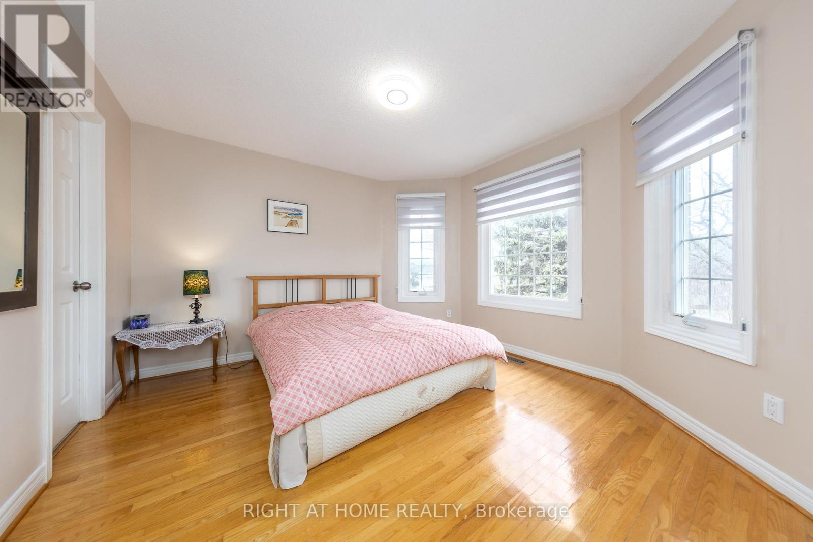 27 Addison Street Property Photo 30