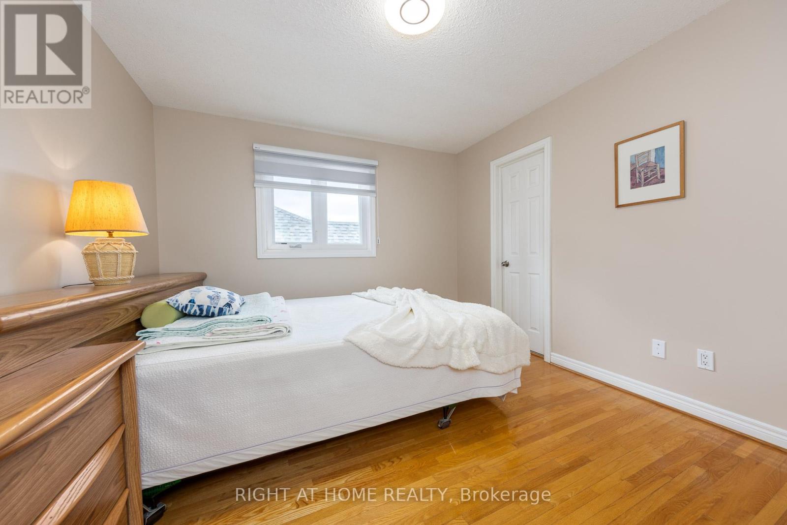 27 Addison Street Property Photo 32