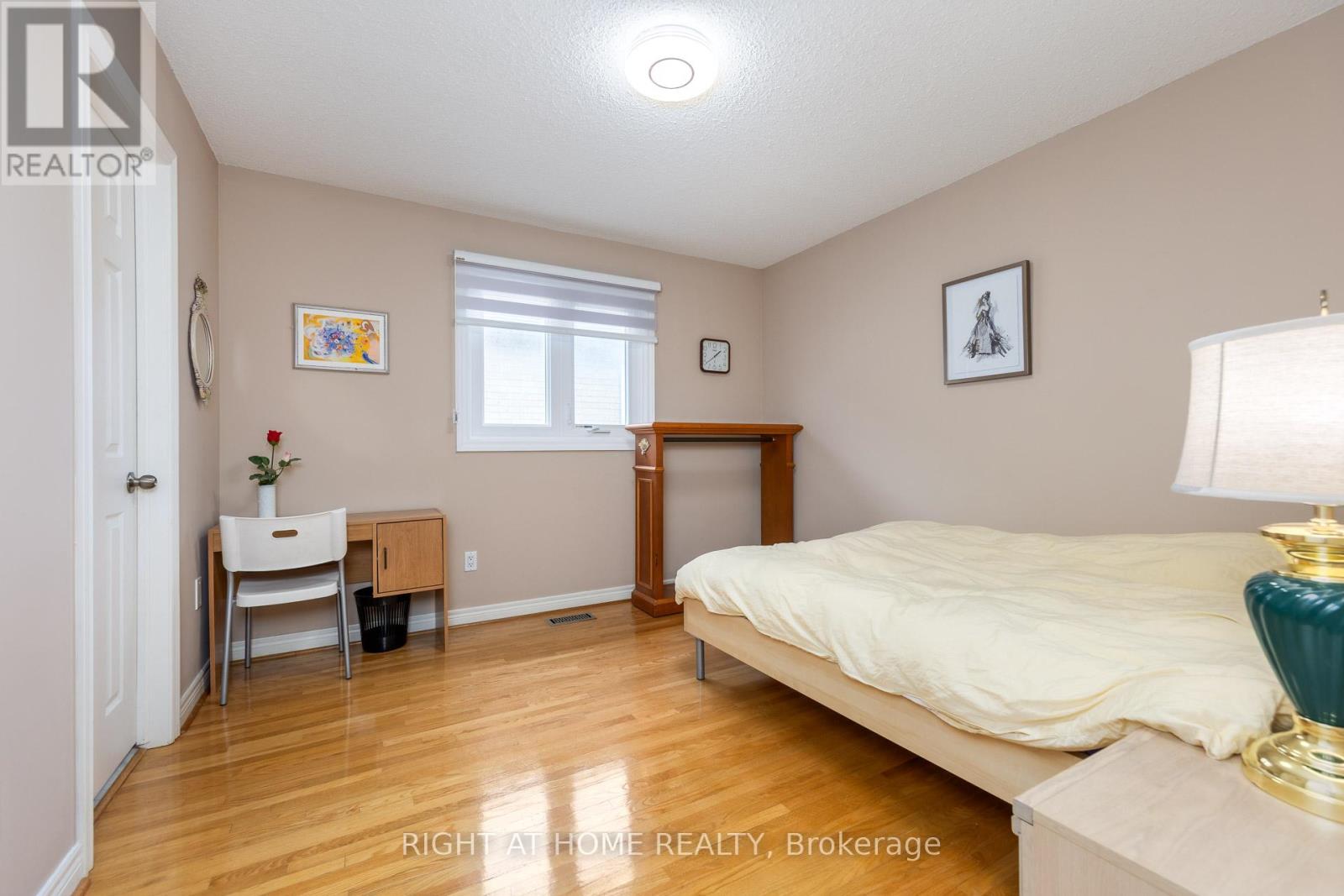 27 Addison Street Property Photo 33