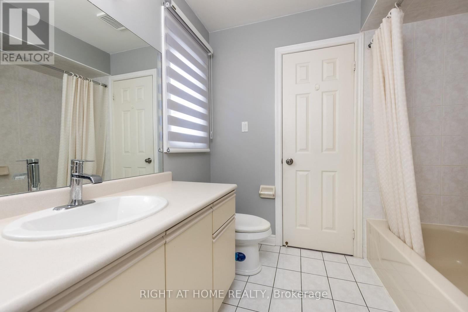 27 Addison Street Property Photo 34