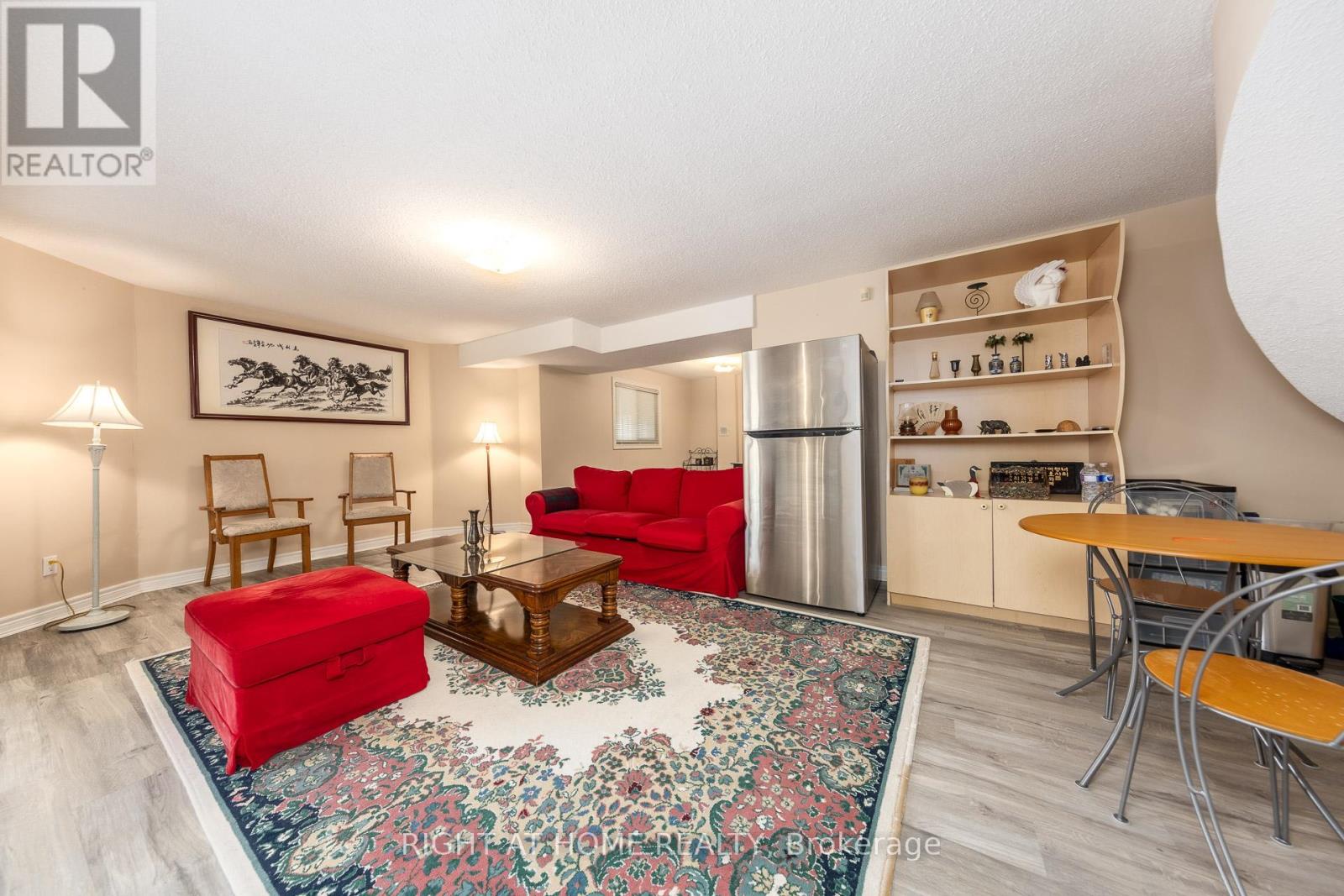 27 Addison Street Property Photo 40