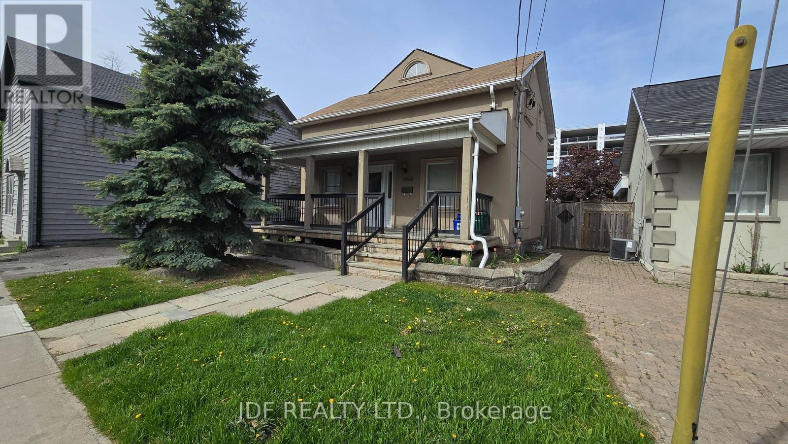 1* Burtons Lane Property Photo 3