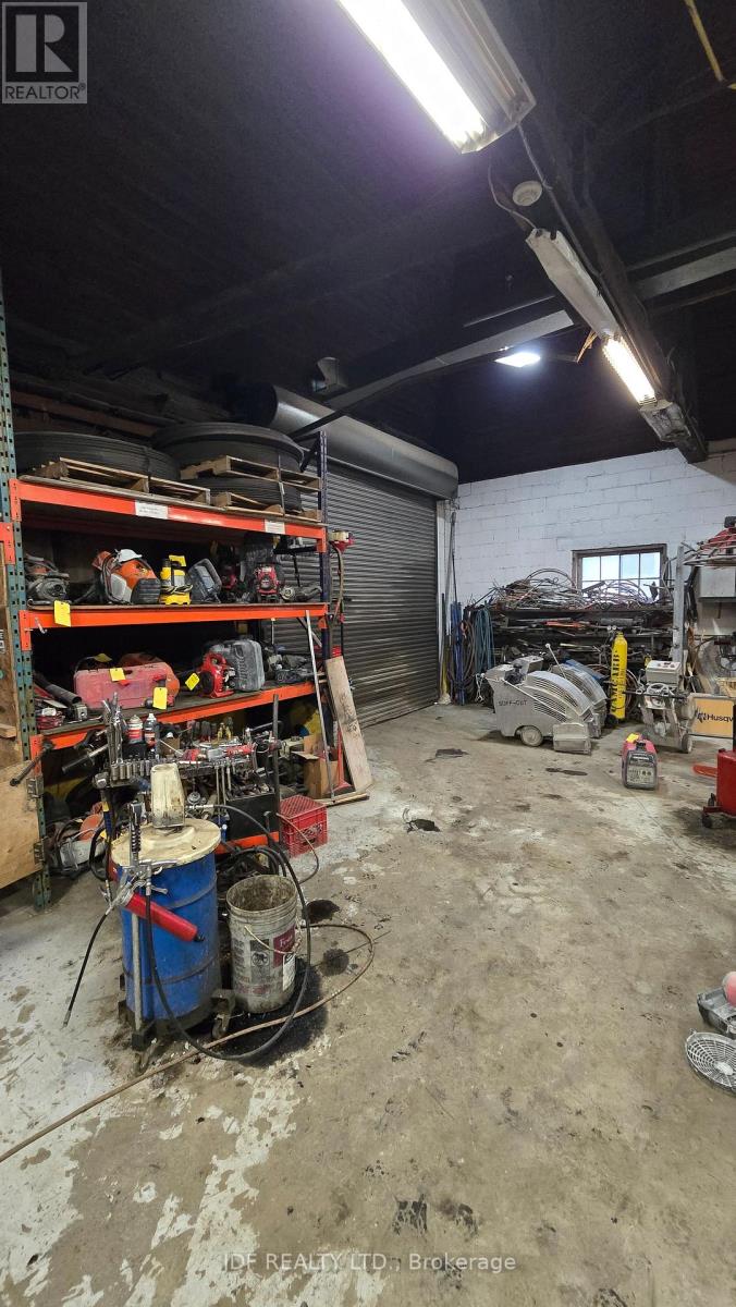 1* Burtons Lane Property Photo 33