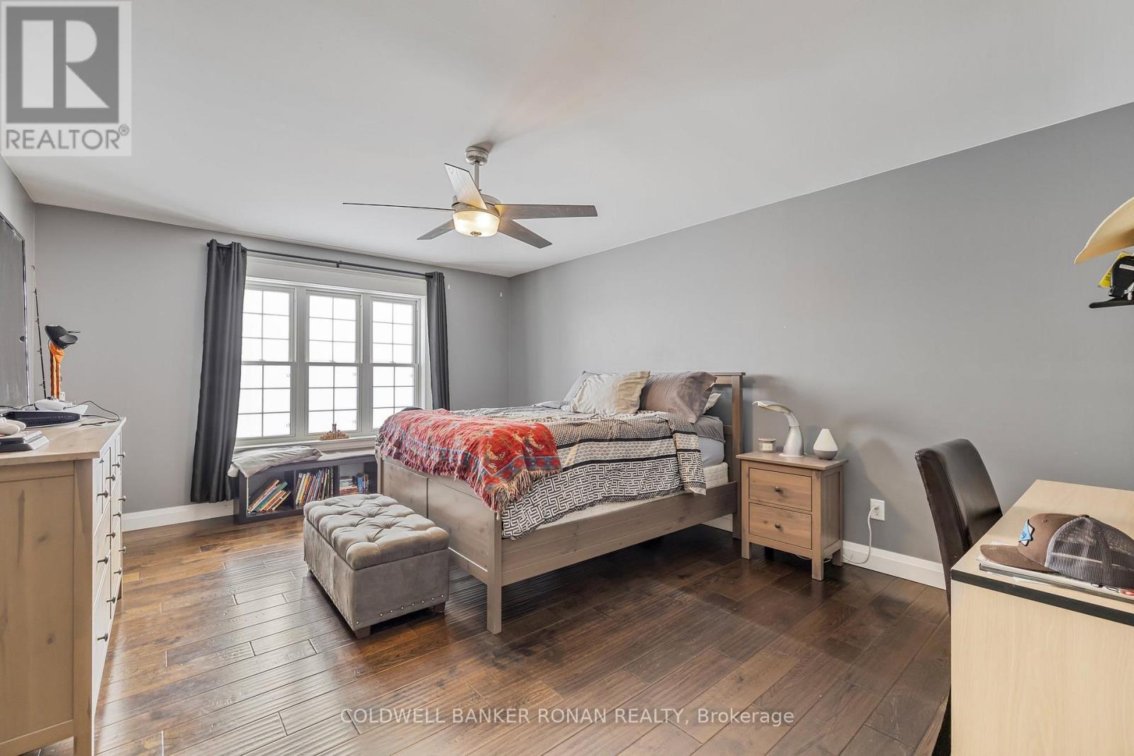 6643 3rd Line Property Photo 23