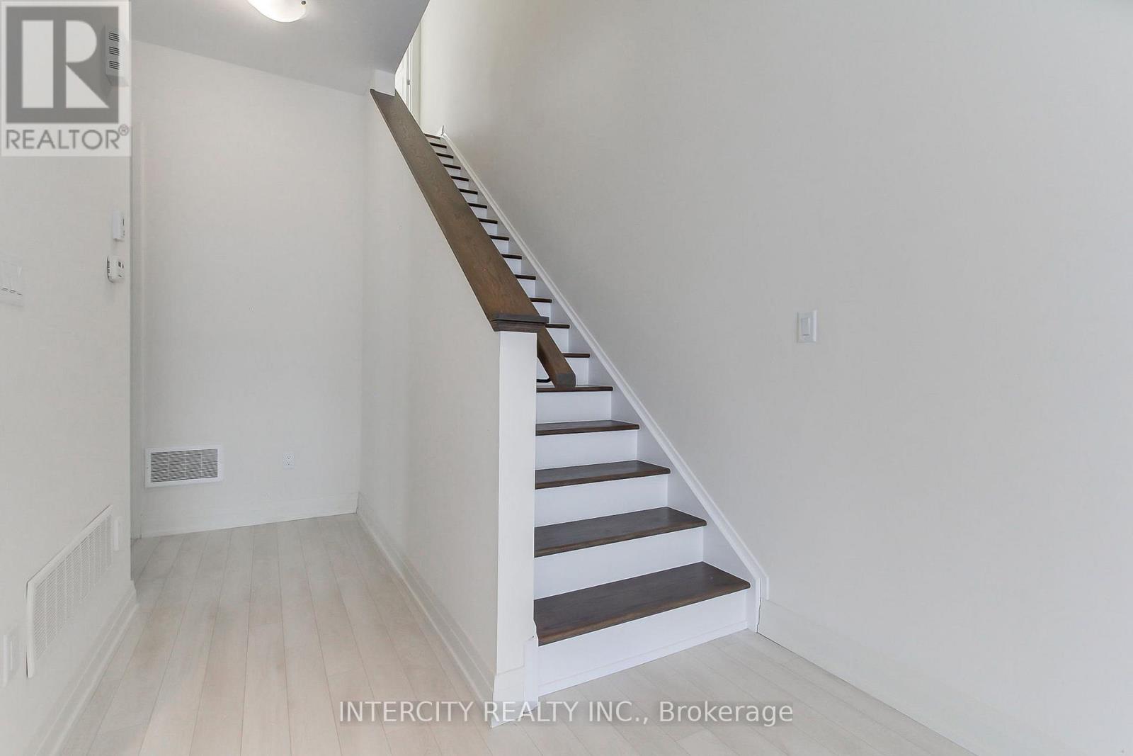 3545 Riva Avenue Property Photo 21