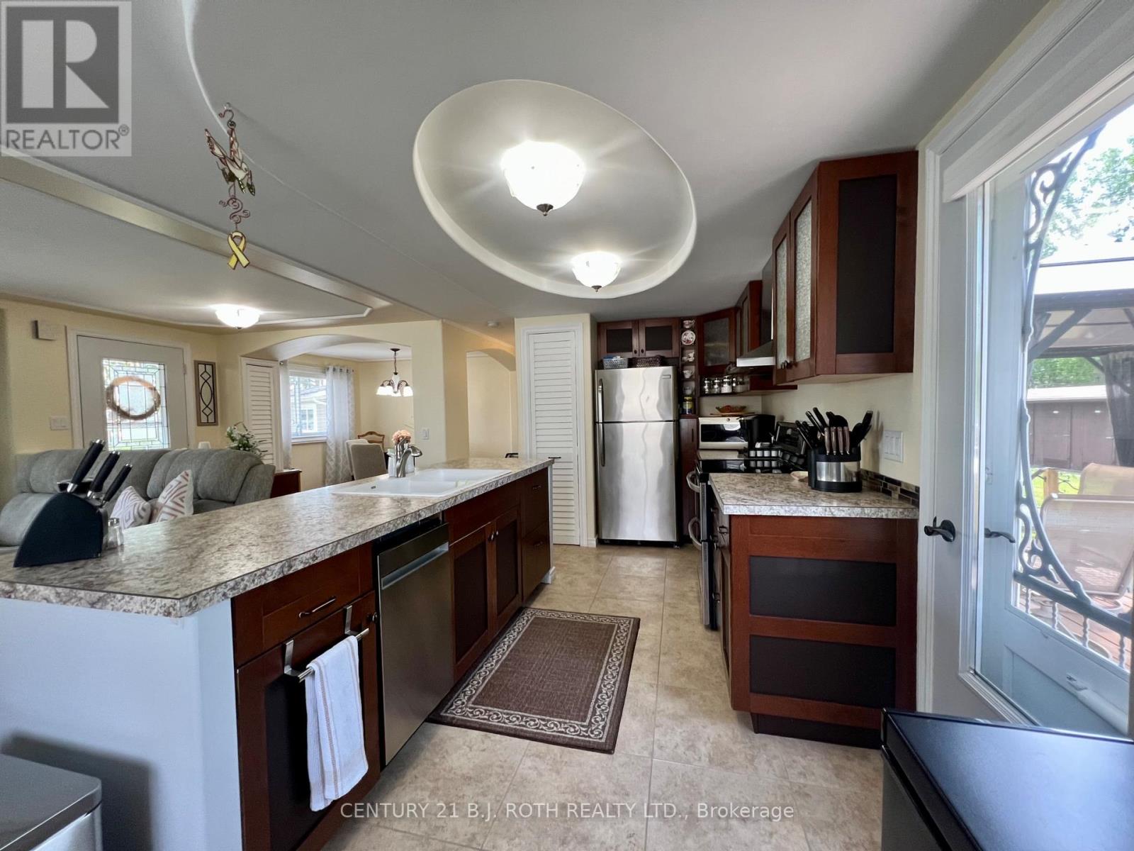 57 Main Street Property Photo 14