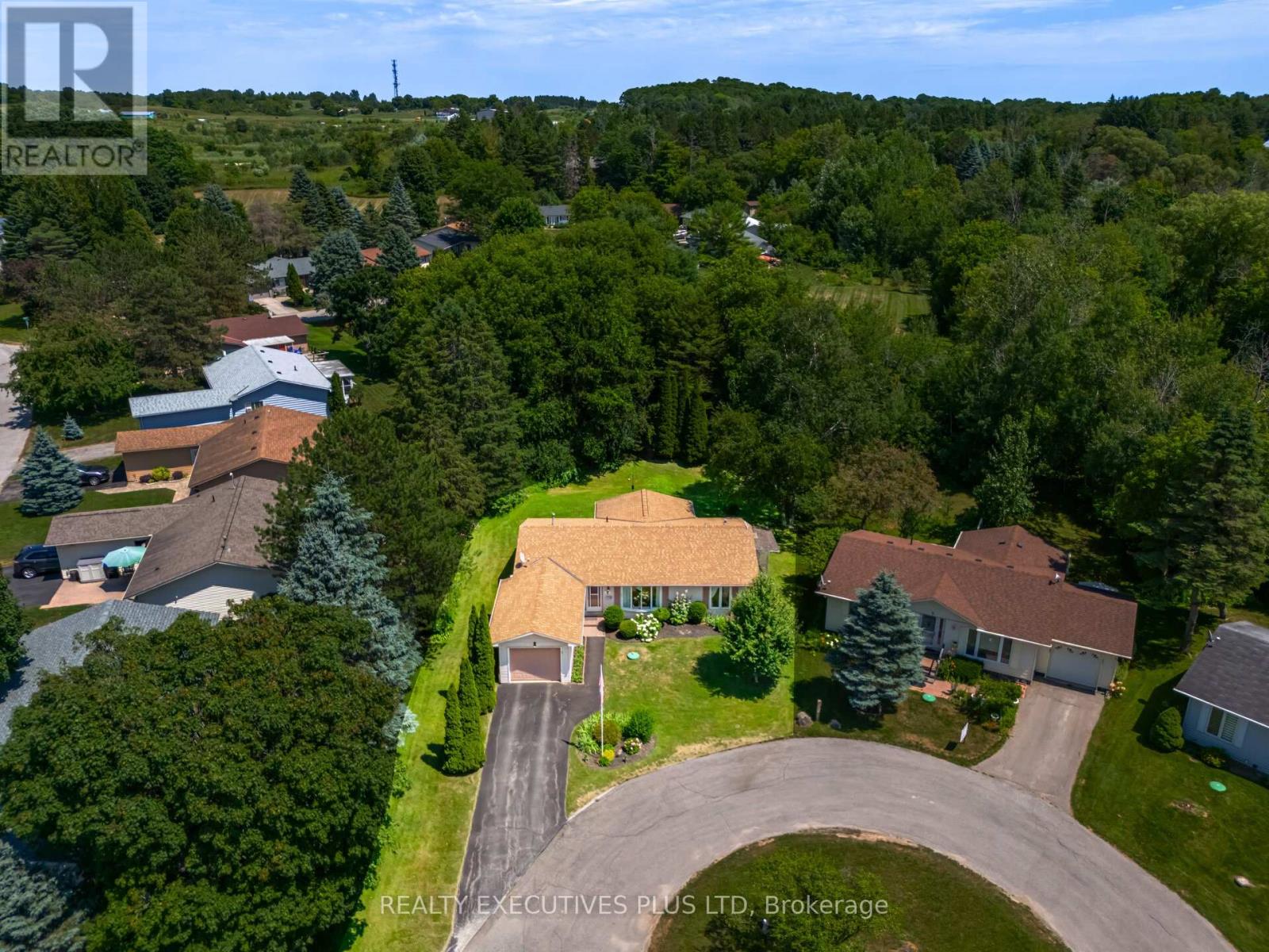 3 Pineview Court Property Photo 2