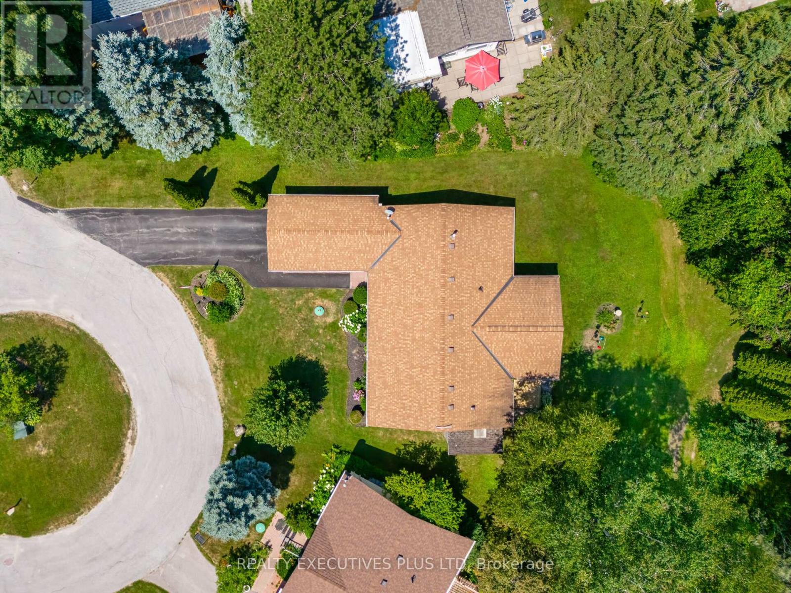 3 Pineview Court Property Photo 3