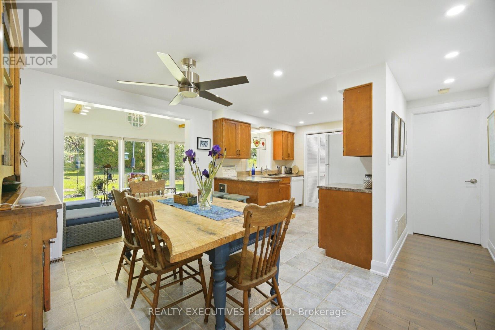 3 Pineview Court Property Photo 14