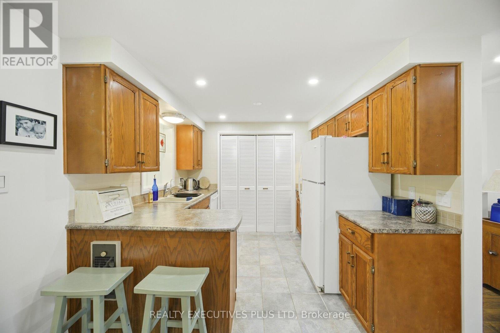 3 Pineview Court Property Photo 16
