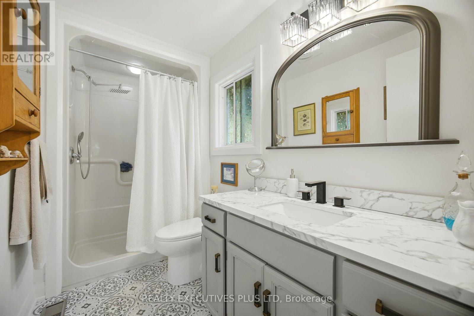3 Pineview Court Property Photo 24