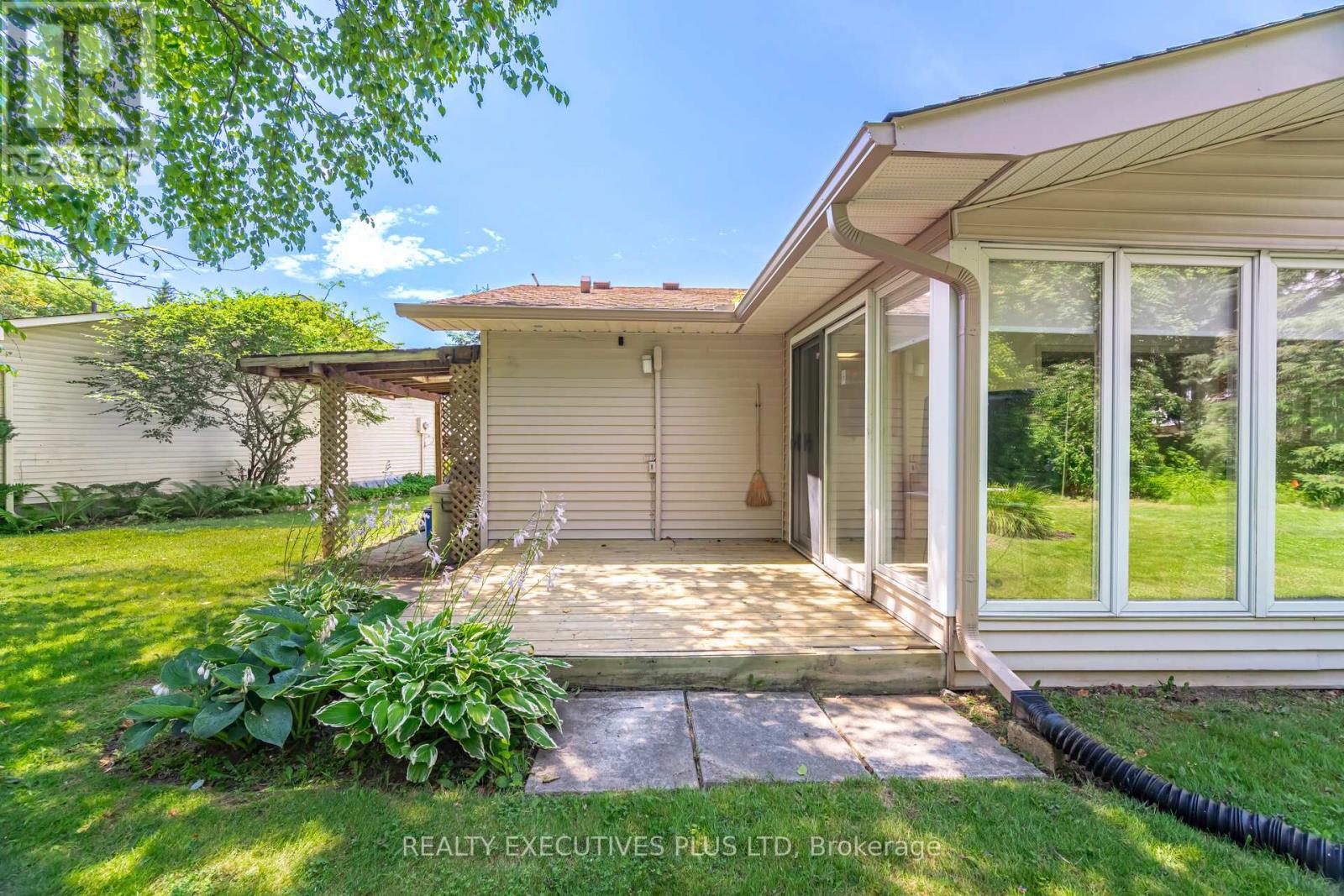 3 Pineview Court Property Photo 30