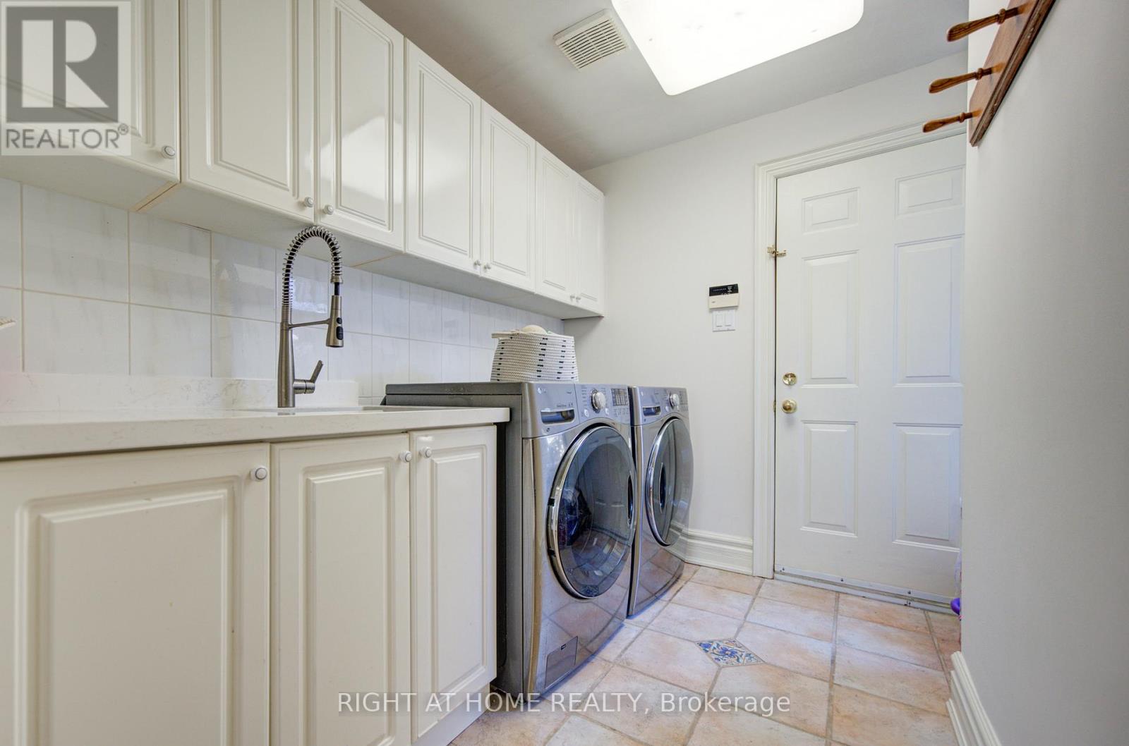 99 Naughton Drive Property Photo 10