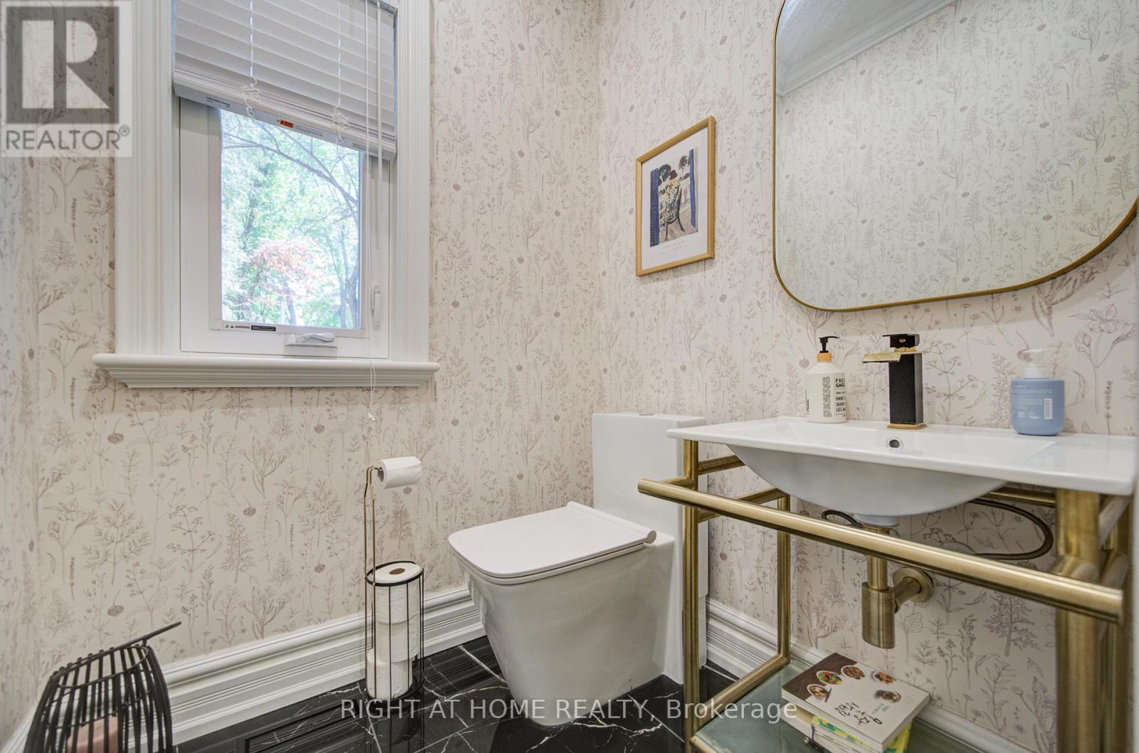 99 Naughton Drive Property Photo 14
