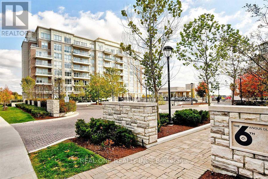 612 - 15 STOLLERY POND CRESCENT
