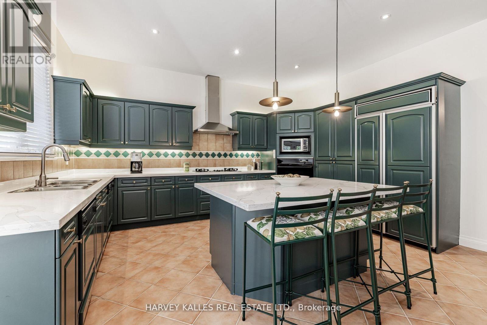 145 Rodeo Drive Property Photo 12