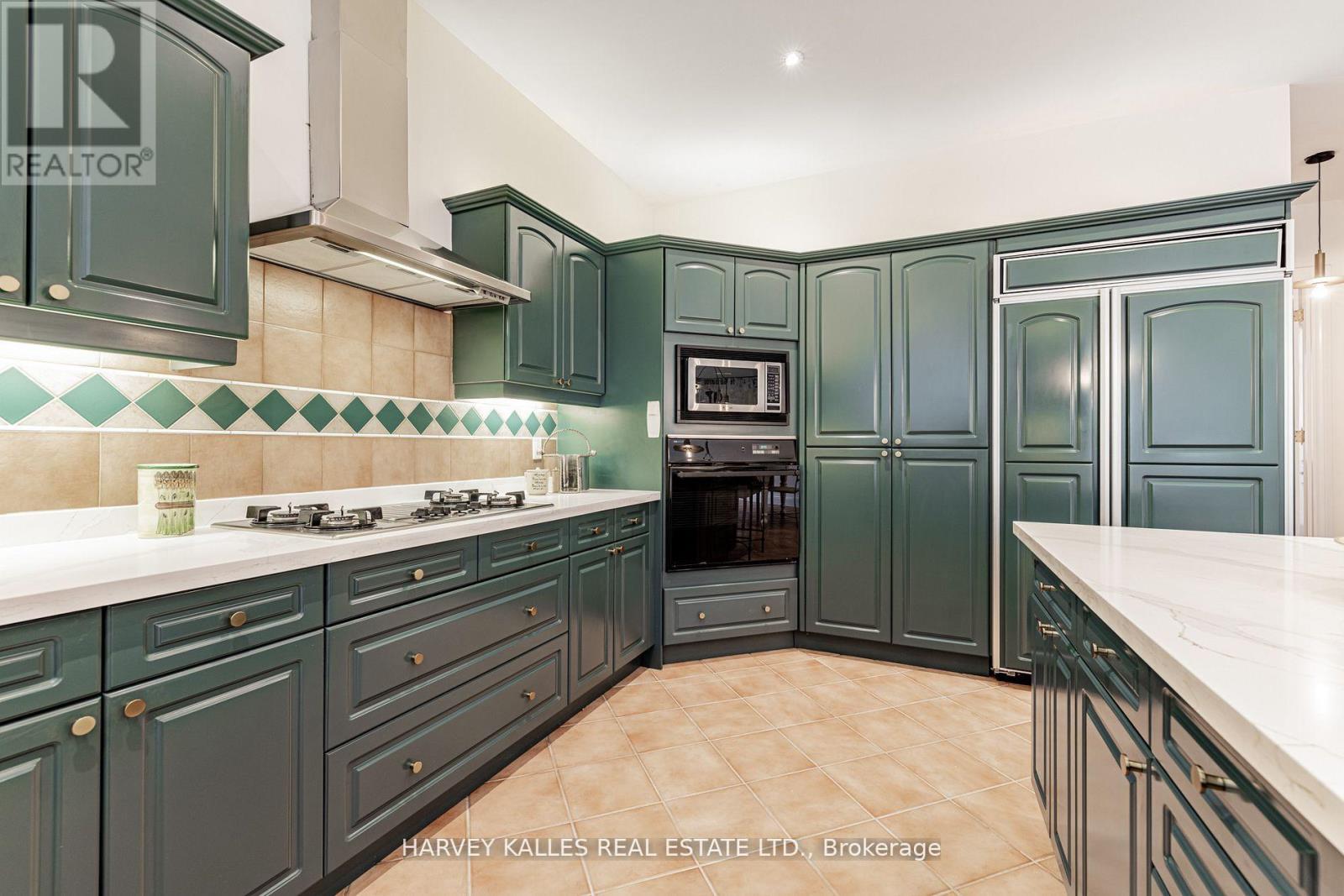 145 Rodeo Drive Property Photo 15