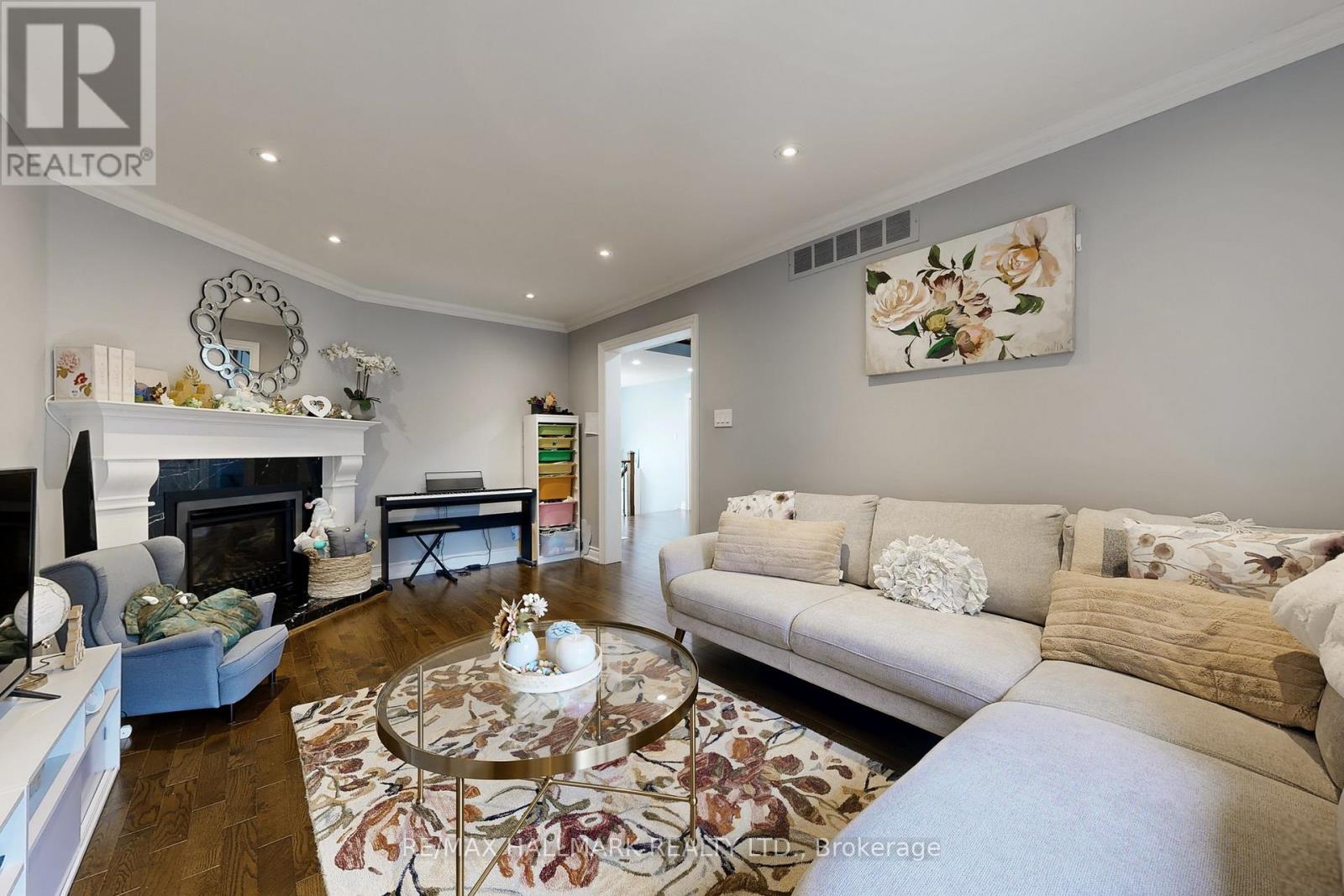 87 Autumn Way Property Photo 16