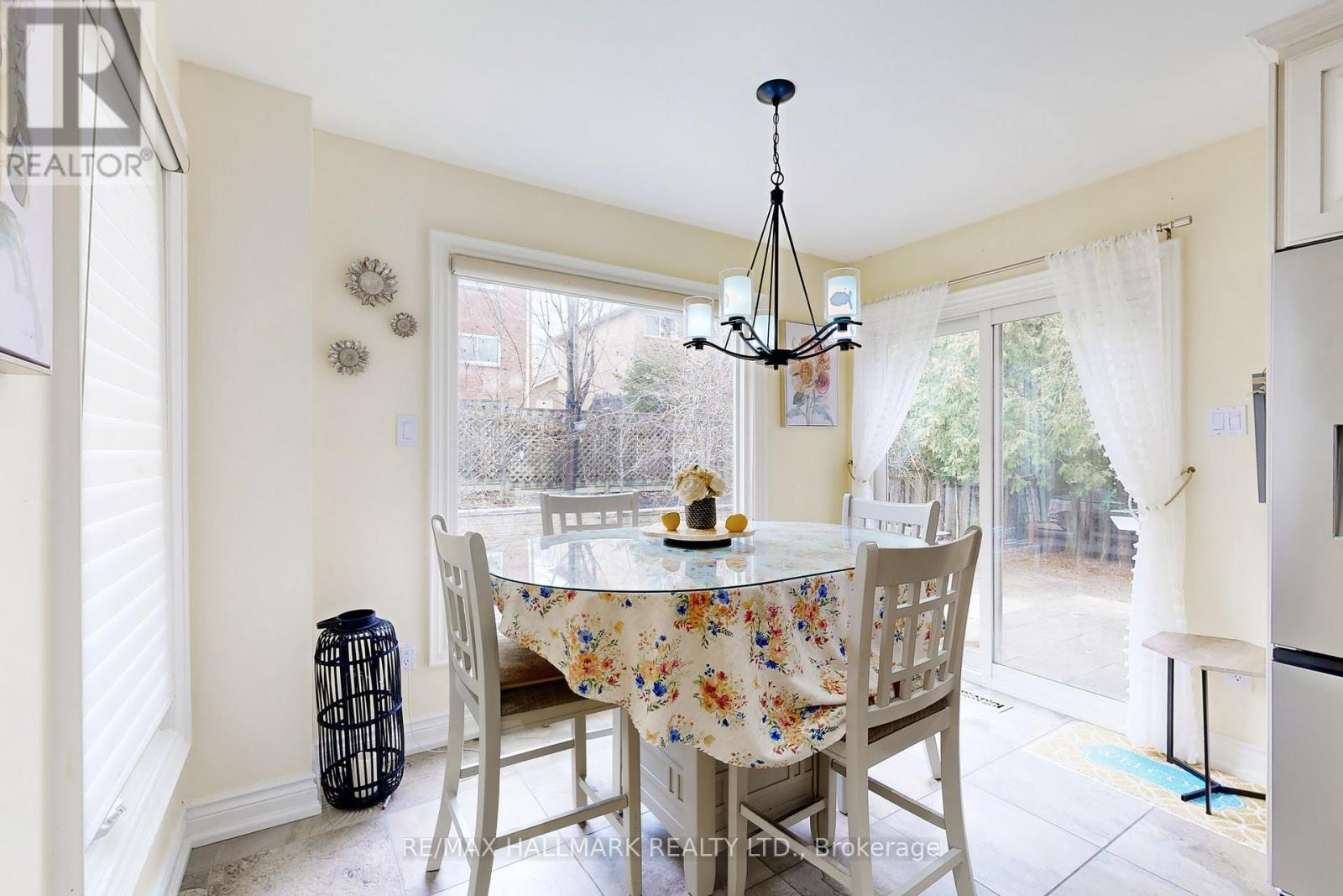 87 Autumn Way Property Photo 20