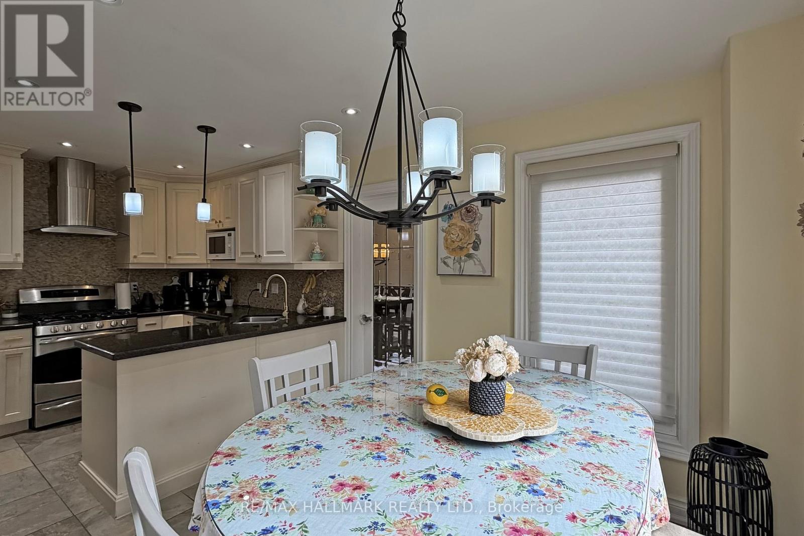 87 Autumn Way Property Photo 23