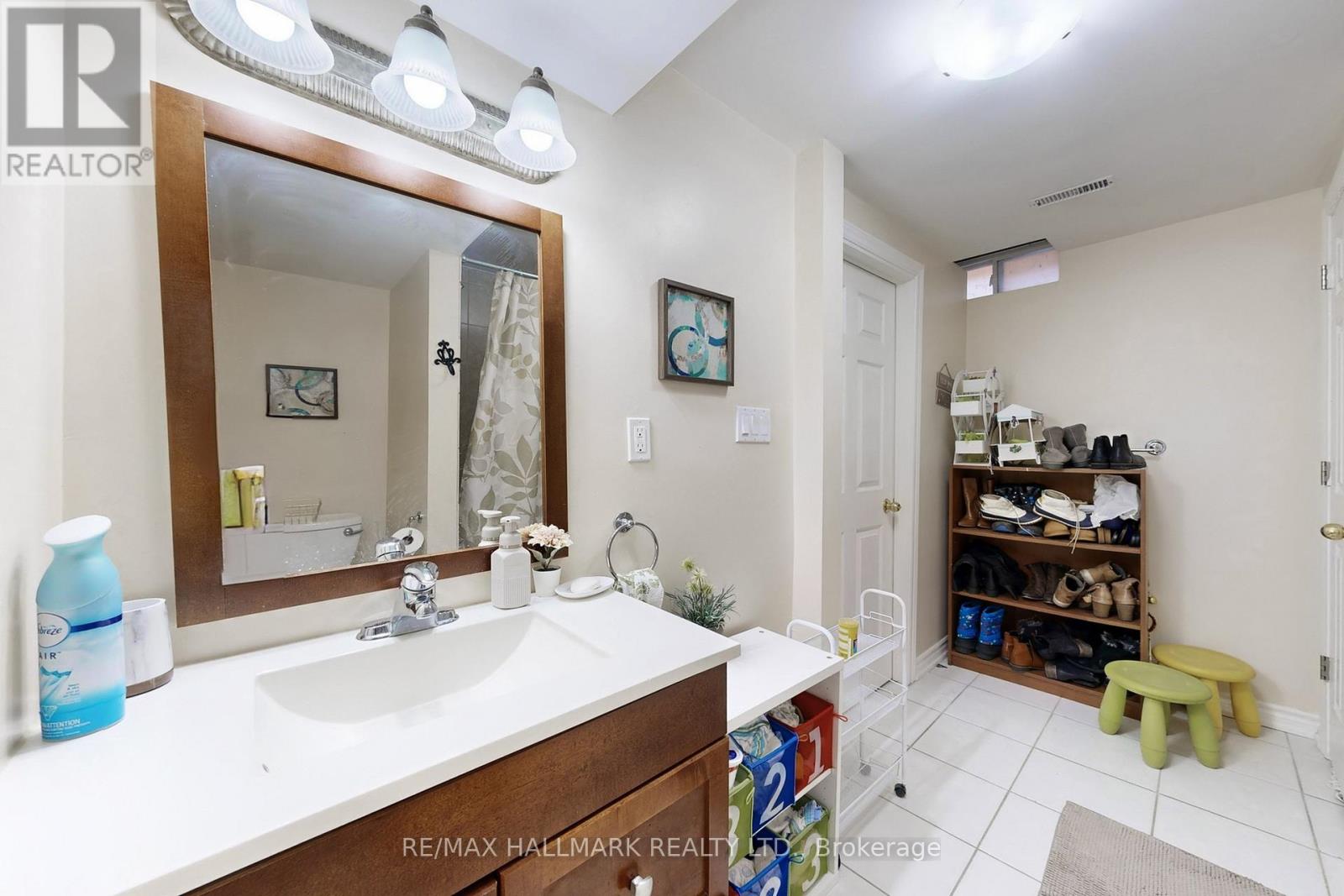 87 Autumn Way Property Photo 40