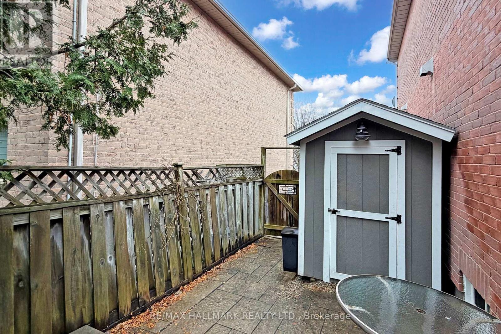 87 Autumn Way Property Photo 45