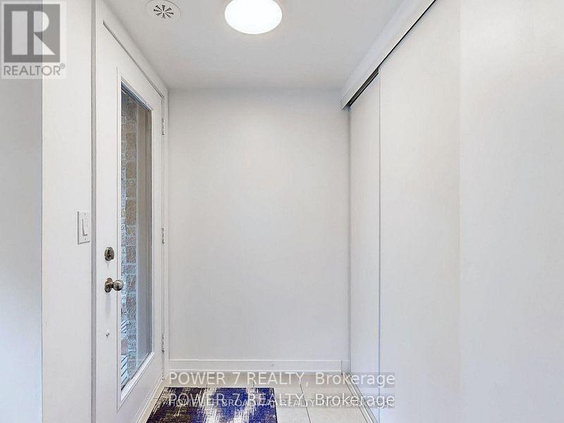 509 - 30 Dunsheath Way Property Photo 7