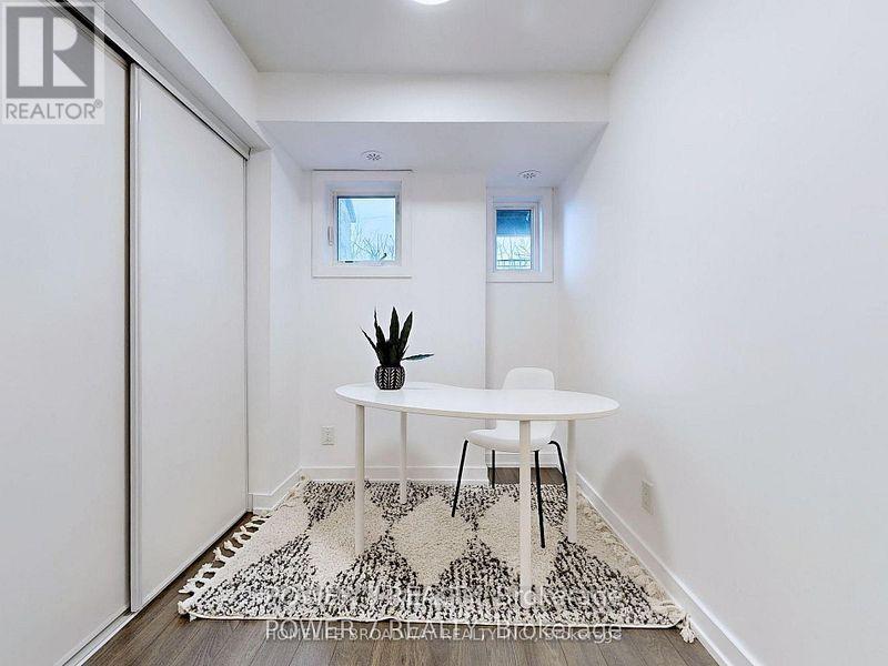 509 - 30 Dunsheath Way Property Photo 16