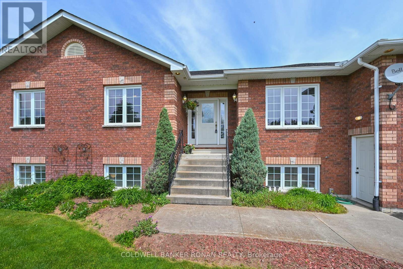 28 Fisher Drive Property Photo 2