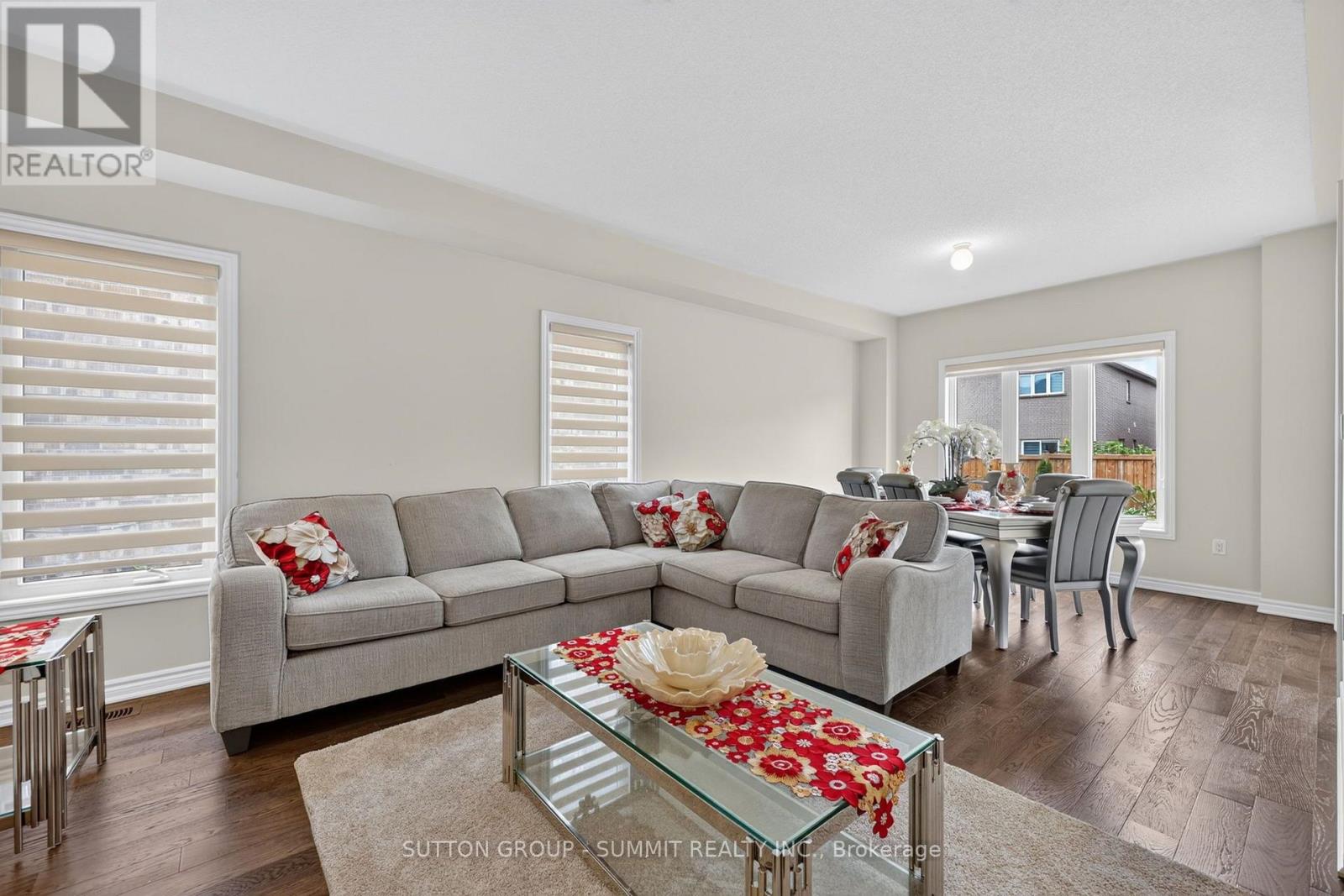 19 Jardine Street Property Photo 11