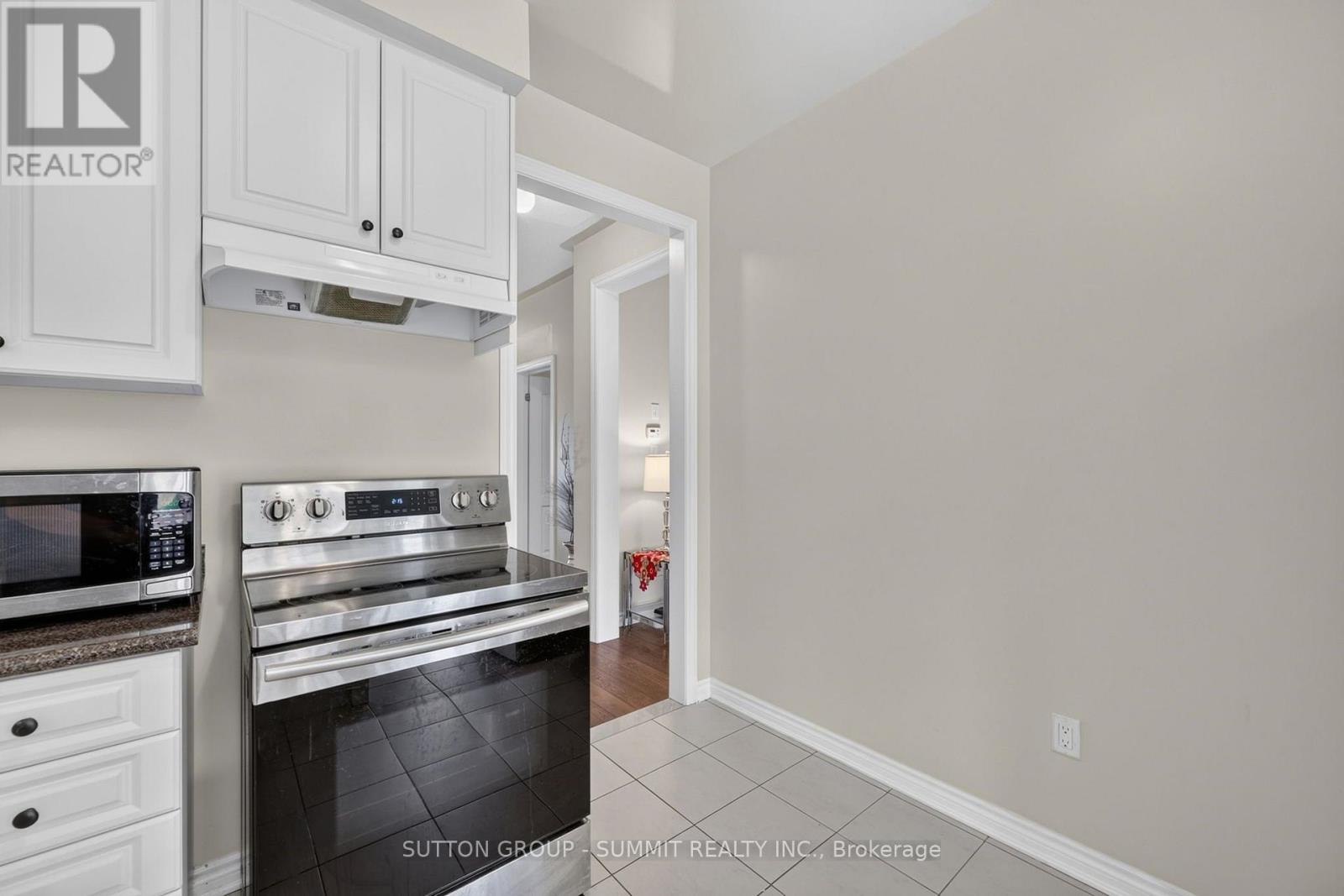 19 Jardine Street Property Photo 26