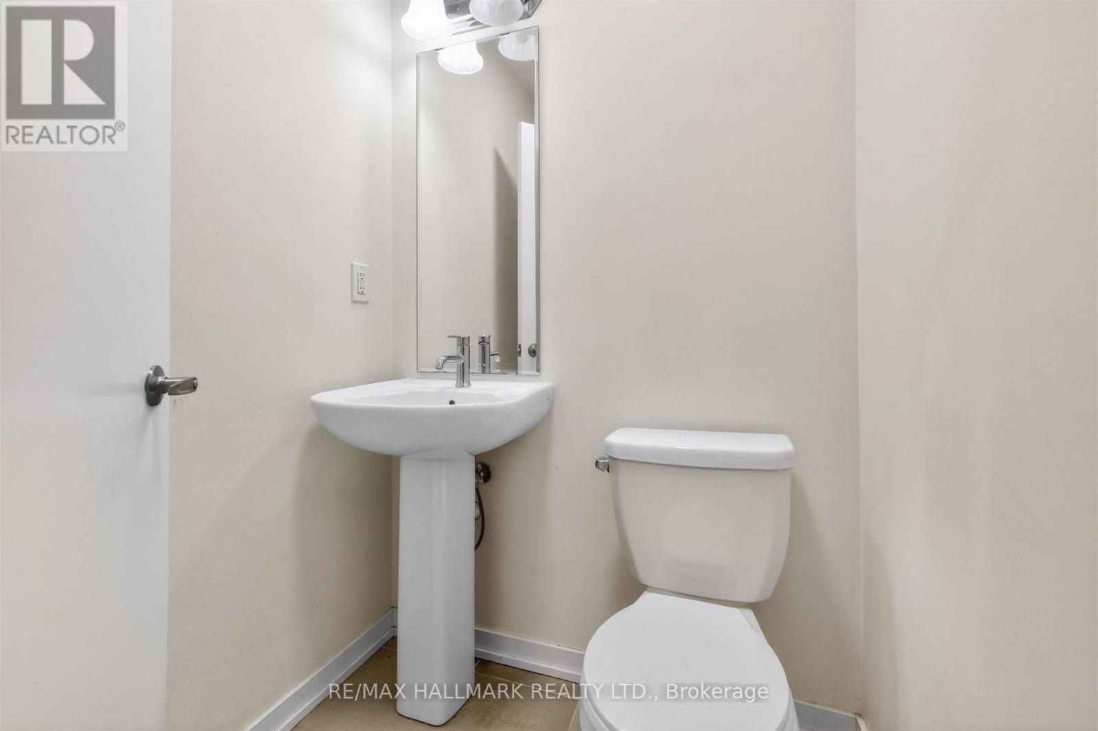 62 Pantheon Lane Property Photo 23